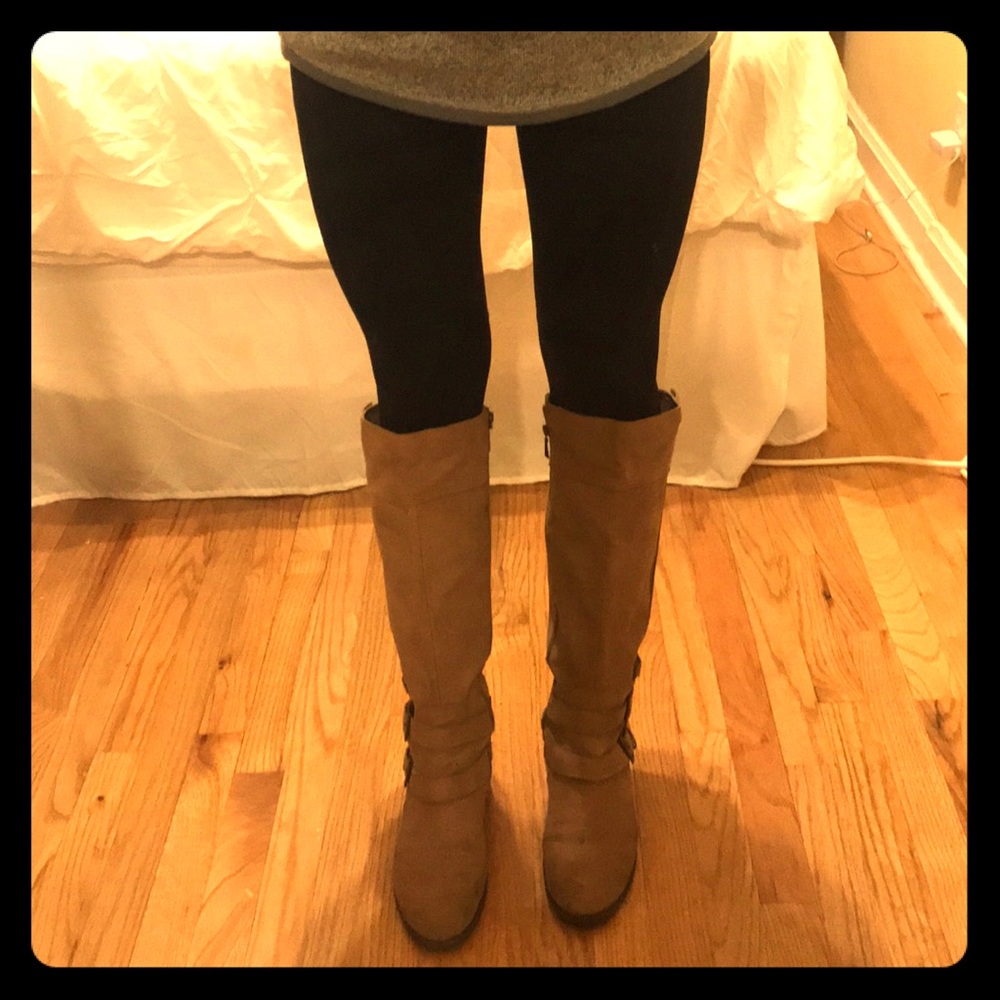 Size 11 slouchy beige boots